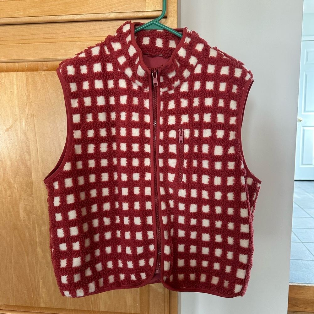 Cozy Red and Cream Checkered Fleece Vest